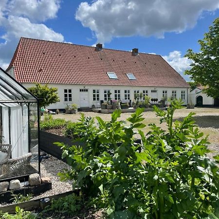 Landligt Ophold Pa Midtgard Apartamento Vamdrup Exterior foto