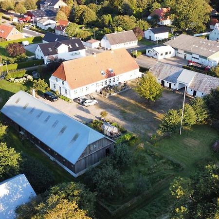 Landligt Ophold Pa Midtgard Apartamento Vamdrup Exterior foto
